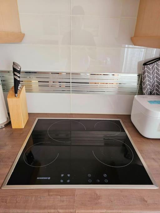 Renewed Spacious 35m2 In Appartement *